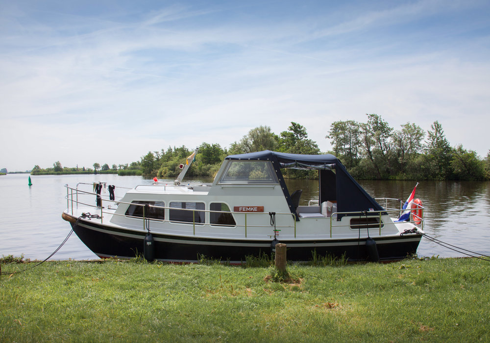 Doerak 780 'Femke' for hire