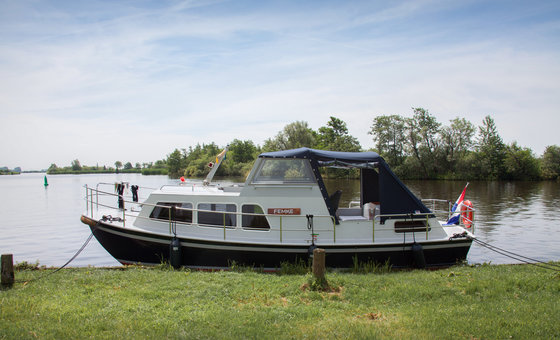 Doerak 780 'Femke' for hire