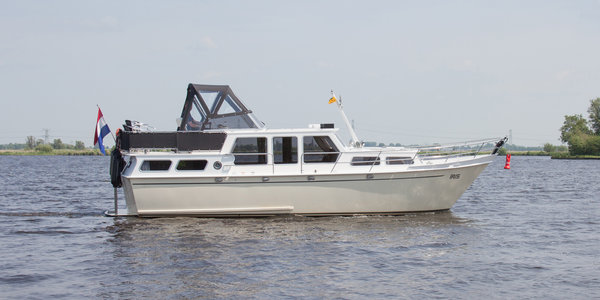 segelyacht charter niederlande