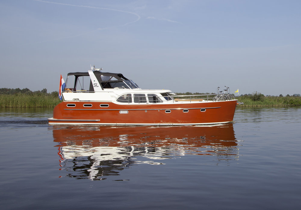 Super Lauwersmeer 'Louise' for hire