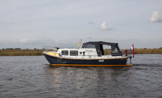 Brûzer 850 OK 'Neptunus' for hire